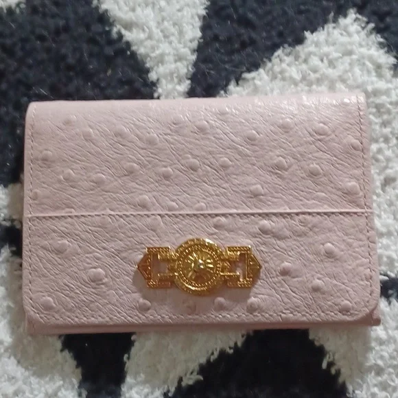 Gianni Versace Genuine Ostrich Blush Pink Card Wallet - Picture 1 of 7